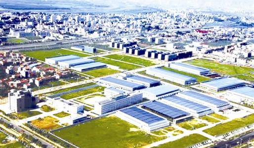 2016年，襄陽高新區(qū)營收突破3000億大關(guān)