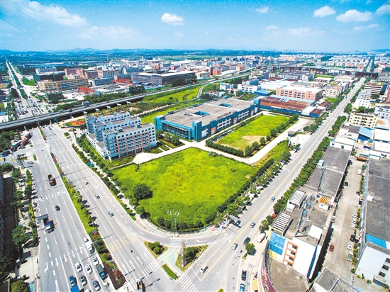 高新區（江海區）搶抓粵港澳大灣區紅利，打造一流營商環境 把抓改革落實擺