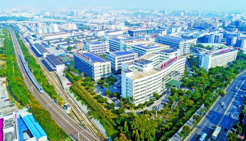 廈門火炬高新區(qū)：人工智能從“多枝繁茂”到“規(guī)模化齊放”